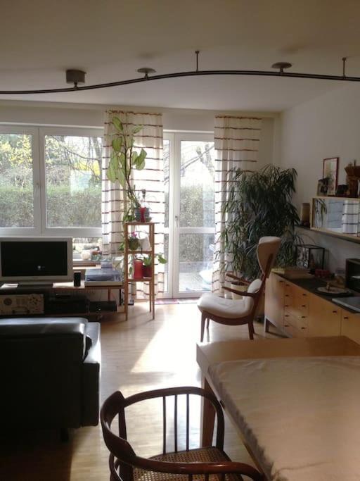 Room In Maisonette With Garden, Parking Place Vídeň Exteriér fotografie