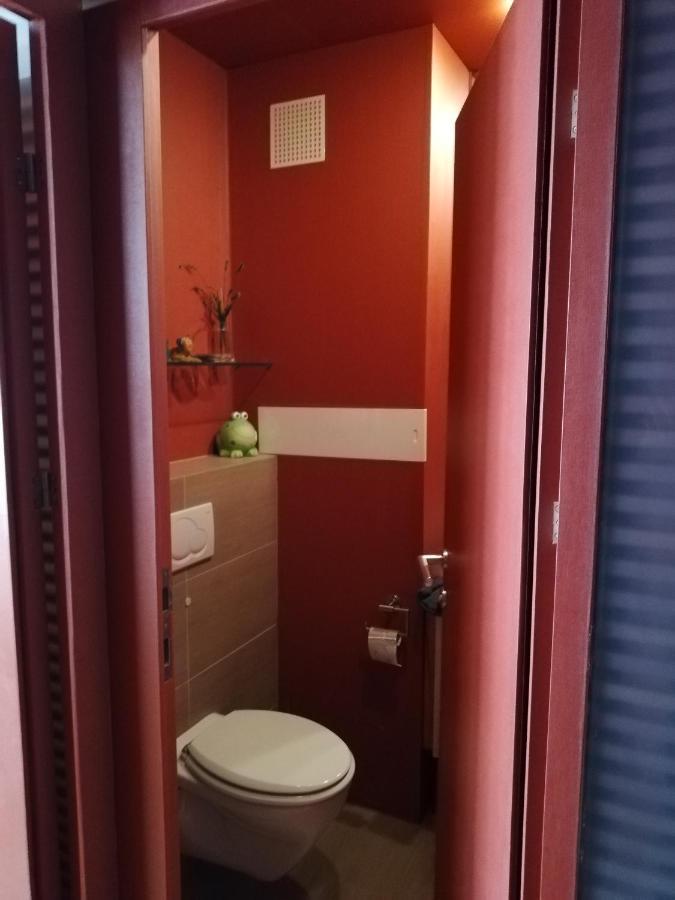 Room In Maisonette With Garden, Parking Place Vídeň Exteriér fotografie